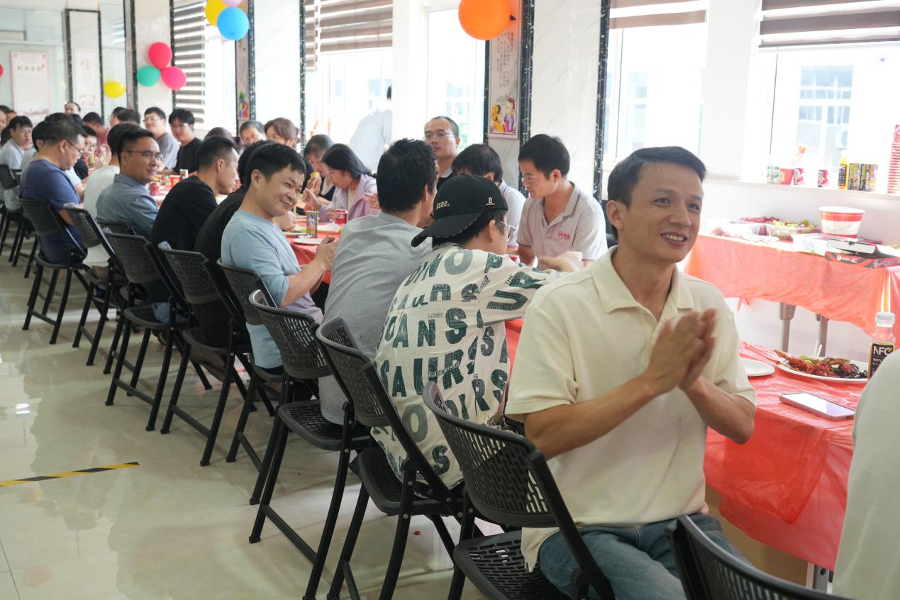 海菲團建表彰，凝聚團隊力量 