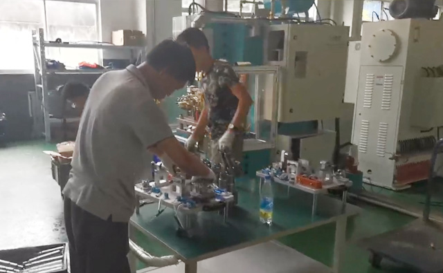 減震器U型支架焊接生產(chǎn)線應(yīng)用-海菲