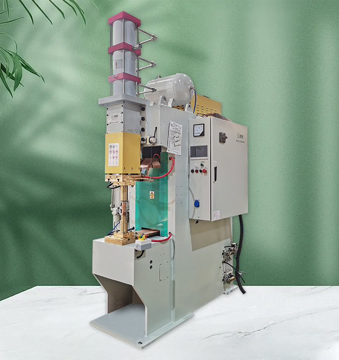 能點焊機操作全流程指南:從參數設定到故障預防的360°防護