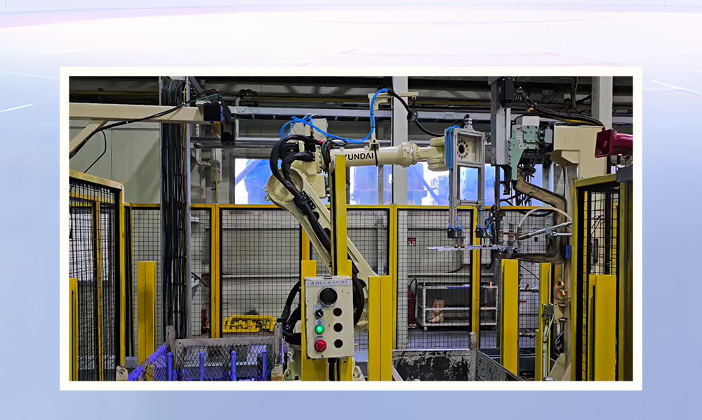 機器人螺母凸焊工作站_06