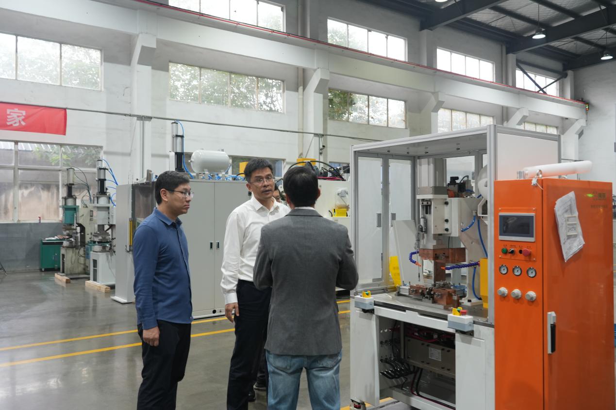 江陰副市長陳涵杰蒞臨參觀海菲智能，共繪發展藍圖 